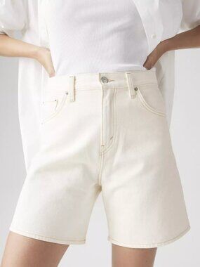 NWT Levi's High-Rise Baggy Denim Shorts - Snowing in LA